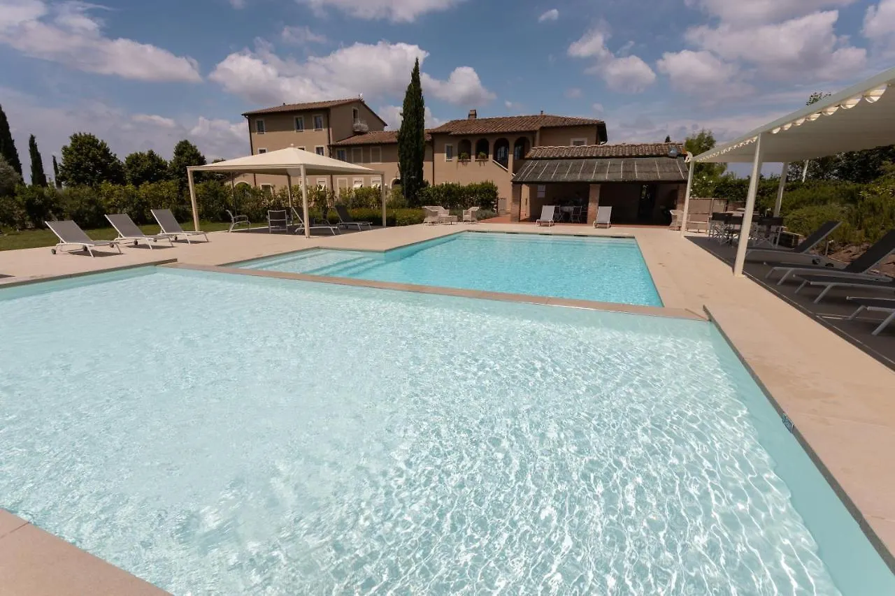 Resort Casale Le Torri 폰사코 3*,