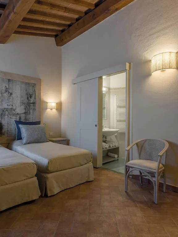 Resort Casale Le Torri 폰사코 3*,