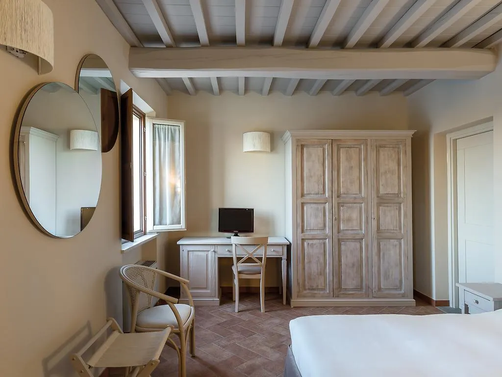 Hotel Resort Casale Le Torri Ponsacco