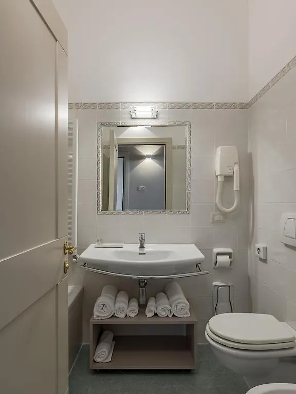 Resort Casale Le Torri Ponsacco 3*,